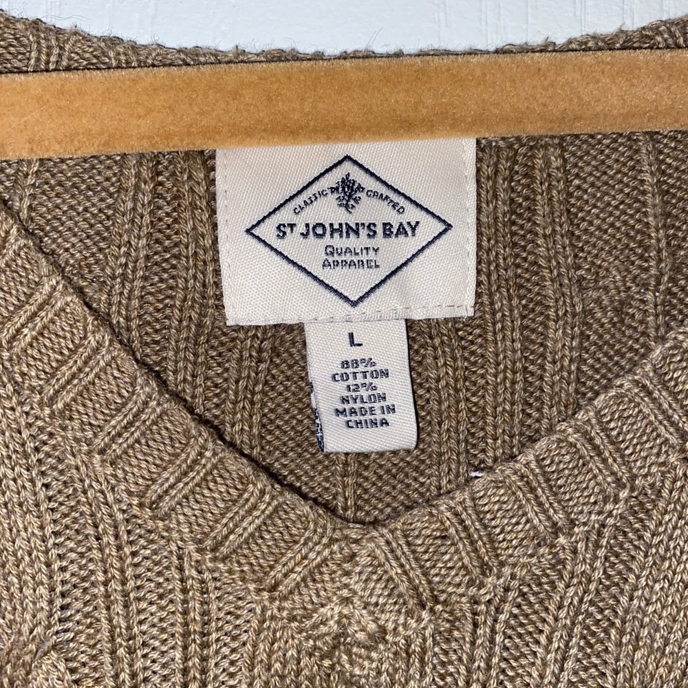 Knit sweater